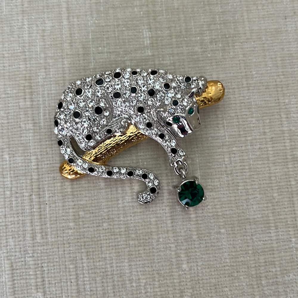 Vintage Off Park Crystal Leopard Brooch